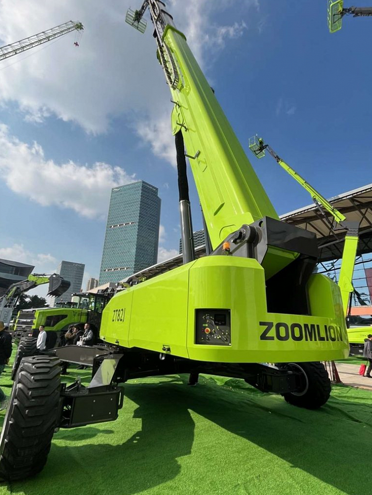 Телескопический подъемник ZOOMLION ZT82J